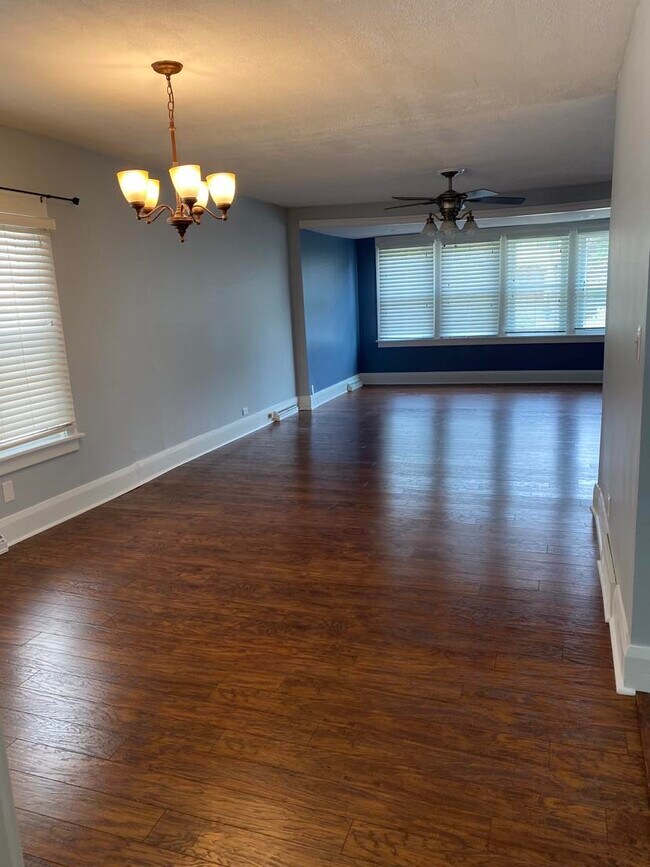 living room from kitchen perspective - 80 Carmel Rd