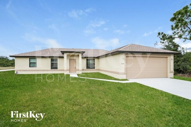 Primary Photo - 1610 Karen Ave S