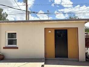 Building Photo - 3116 Wheeling Ave