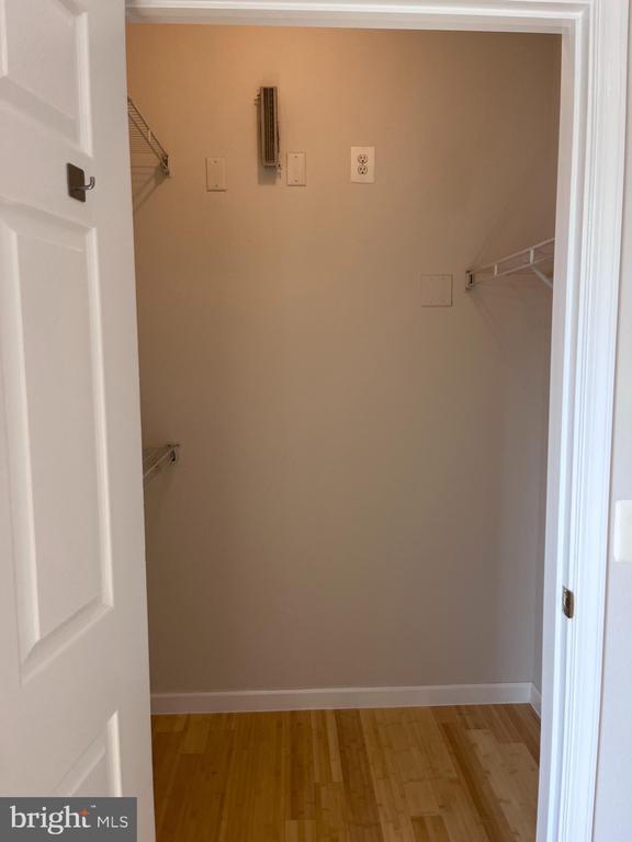 Building Photo - 1601 Spring Gate Dr.