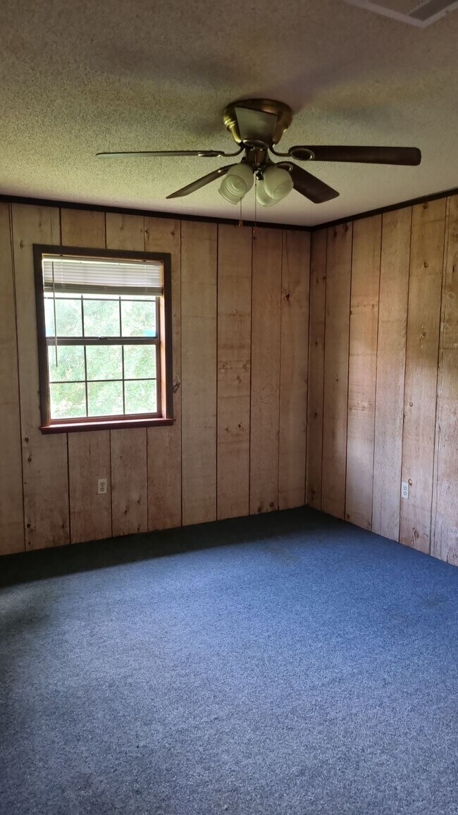 Building Photo - Oak Ridge Apartment