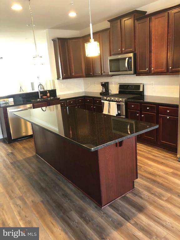 Building Photo - 8455 Red Sage Ln