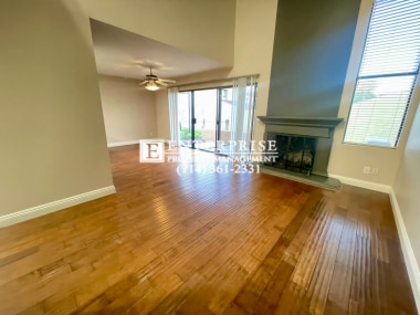 Building Photo - 3 BR Townhome in Yorba Linda Knolls | Upgraded & Move-In Ready