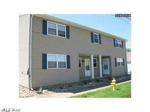 Building Photo - 31 S State St