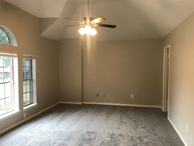 Building Photo - 13723 Sable Ln