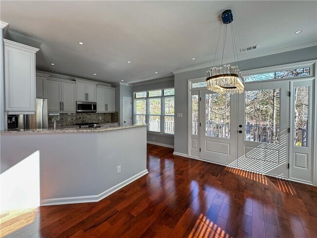 Building Photo - 3255 Park Chase