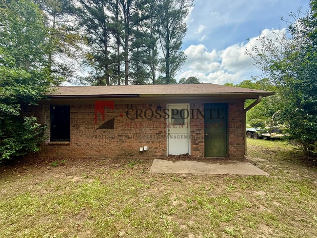 Building Photo - Almost Ready! 2 Bedroom, 1 Bathroom Duplex!