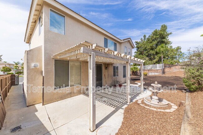 Building Photo - 43136 Sereno Dr