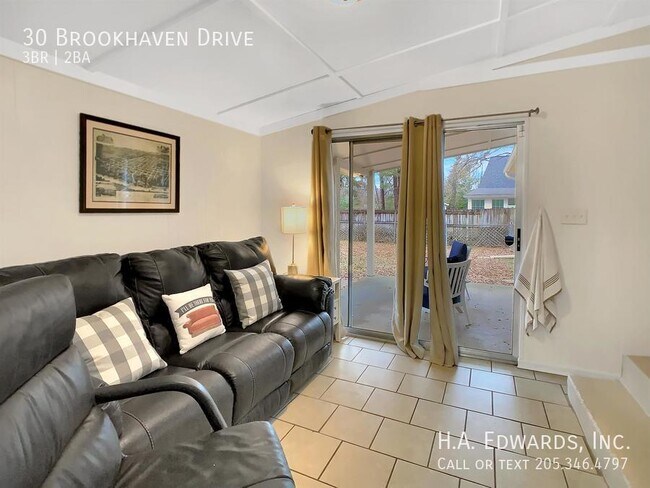 Building Photo - 30 Brookhaven Dr