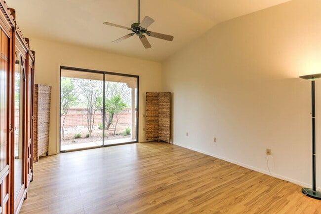 Building Photo - San Ignacio Vistas - Green Valley (Age Restricted community, at least one person must be 55 or ol...