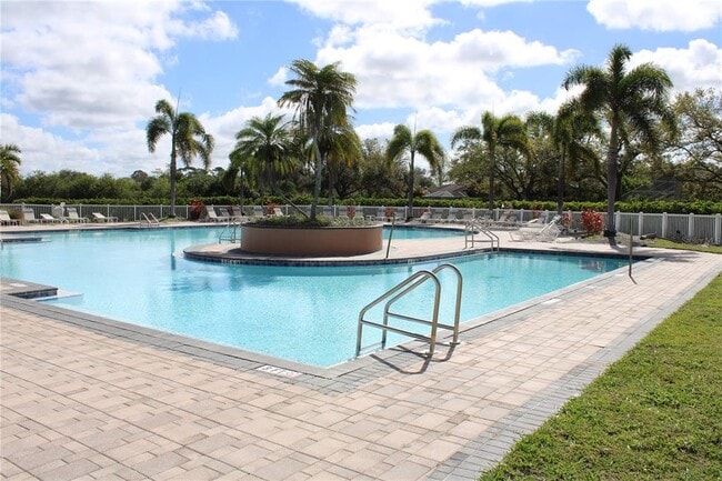 Building Photo - 4423 Useppa Dr