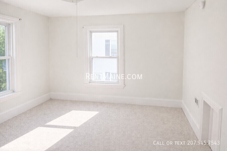 Building Photo - 92 Fling St
