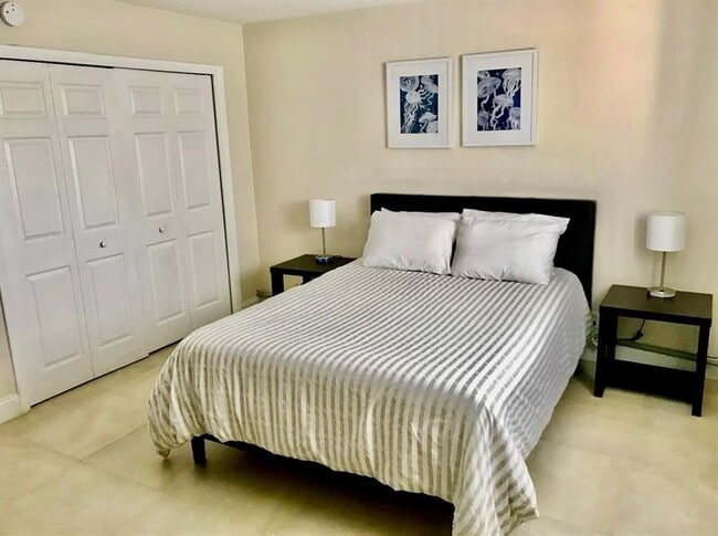 Building Photo - 201 Inlet Way