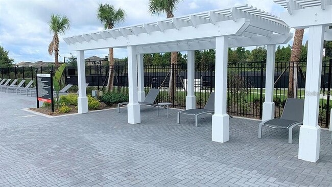 Building Photo - 32920 Pez Landing Ln