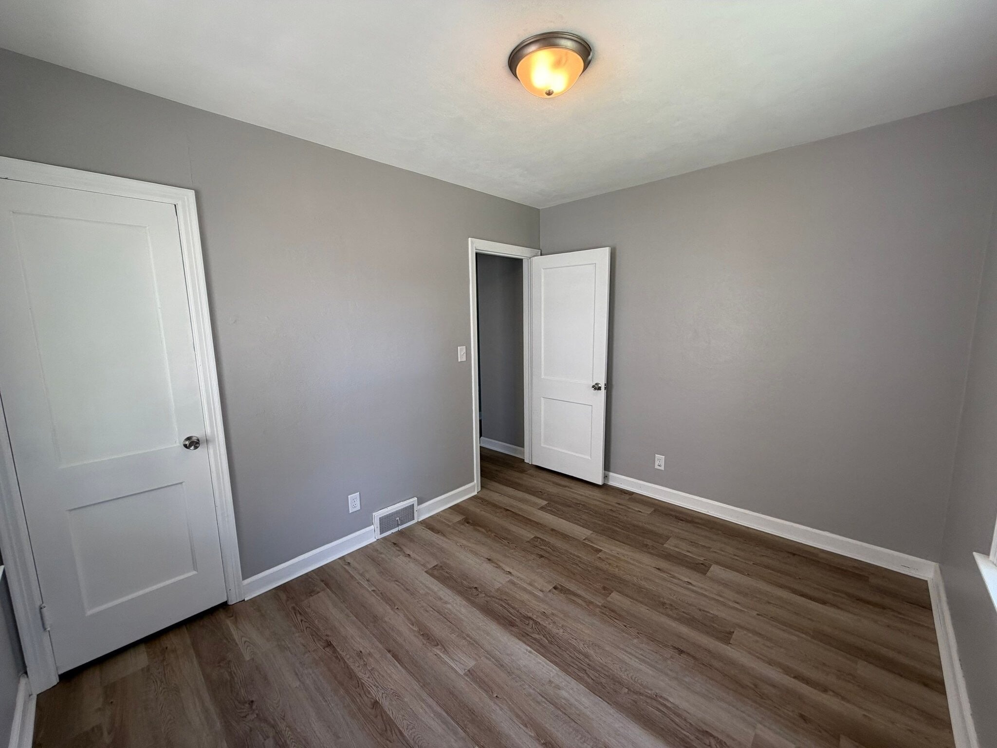 Building Photo - 2758 Bellevue Ave