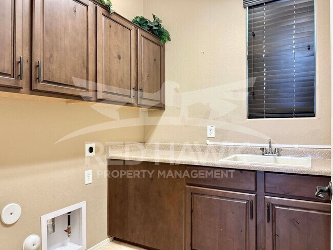 Building Photo - 20697 W Delaney Dr