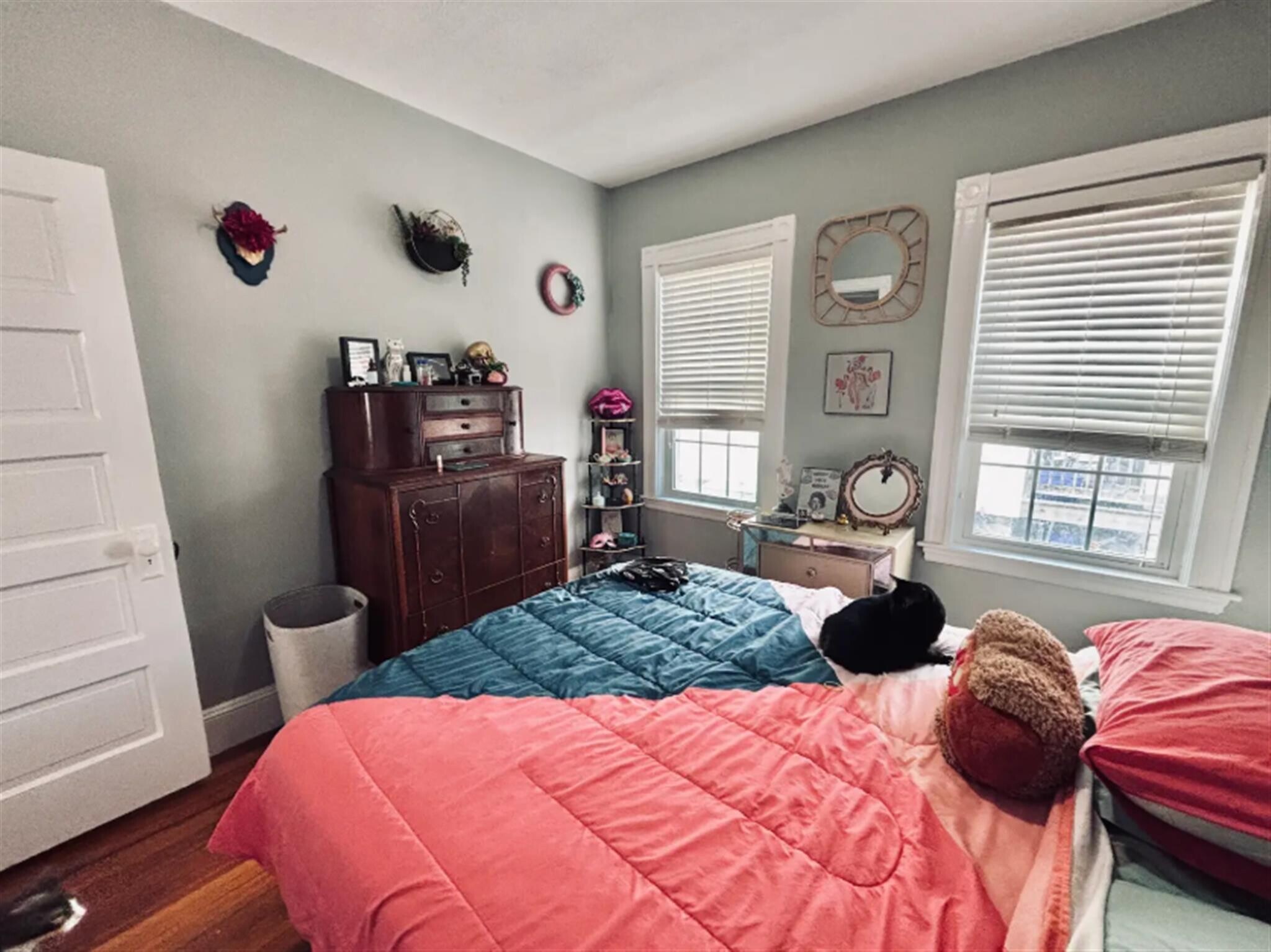 Building Photo - 835 Fellsway