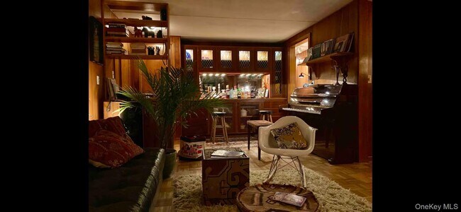 Building Photo - 9 Johnston Rd