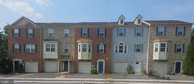 Building Photo - 64 Milestone Ct