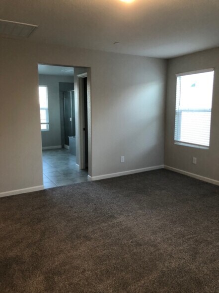 Master Bedroom + Bath - 2809 Mabry Dr