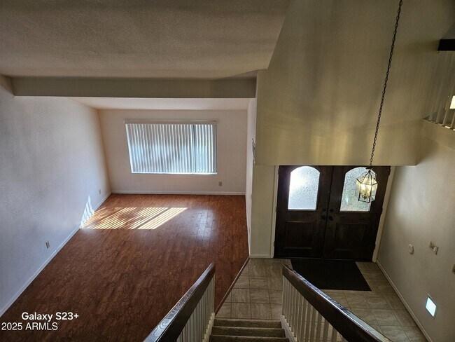 Building Photo - 2344 W Lobo Ave