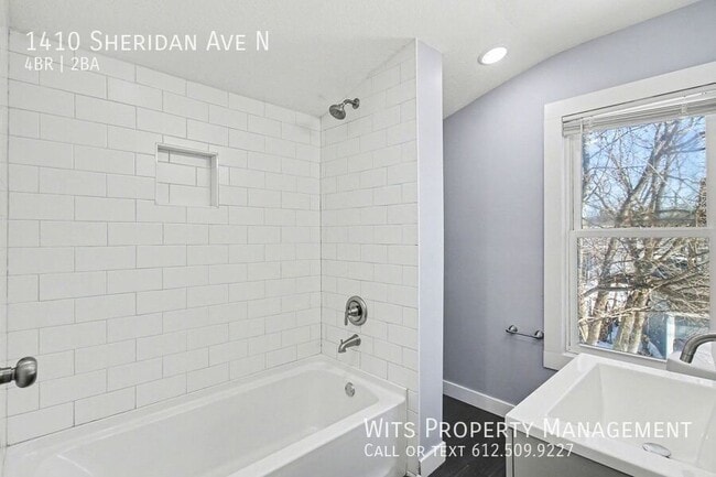 Building Photo - 1410 N Sheridan Ave