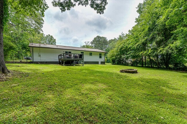 Building Photo - Wonderful 3 bedroom 2 bath in Cleveland TN