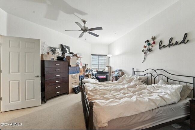 Building Photo - 5350 E Deer Valley Dr