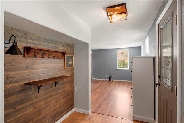 Building Photo - 6171 Inca Dr