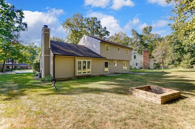 Building Photo - 5931 Spring Oak Ct