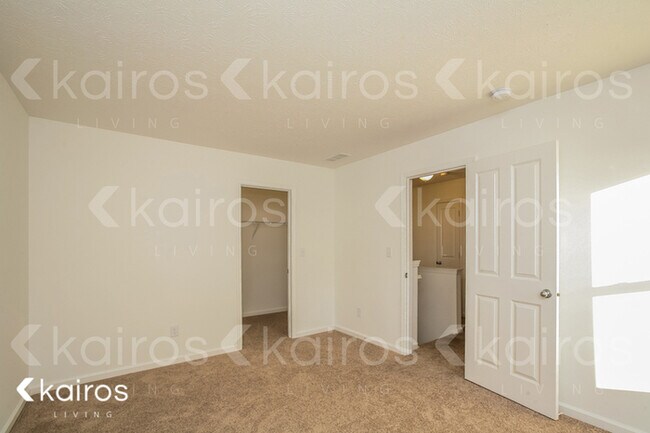 Building Photo - 10302 Deer Crest Lane