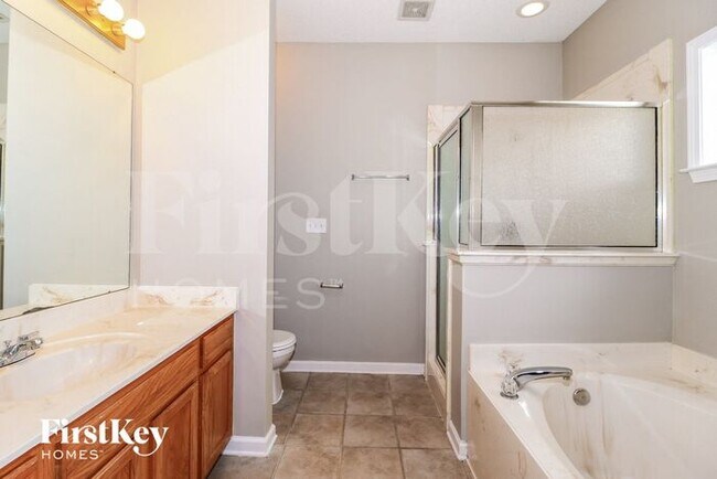 Building Photo - 9108 Cinderhill Cove W