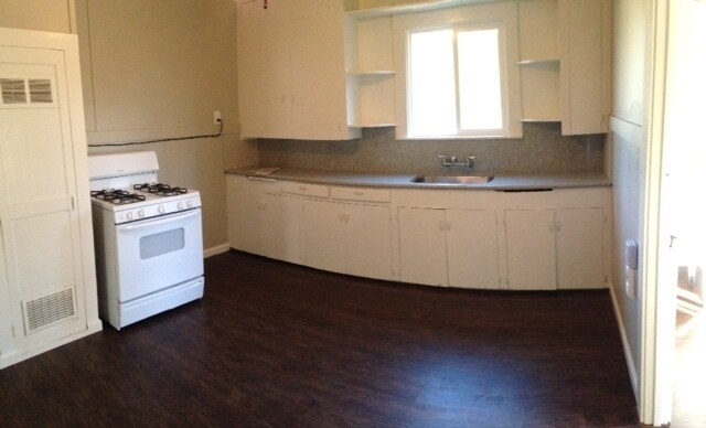 Building Photo - North Morgan Hill 2 Bedroom Available Now!