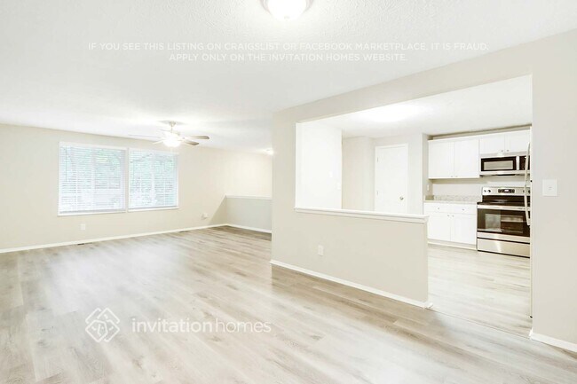 Building Photo - 5369 Olde St