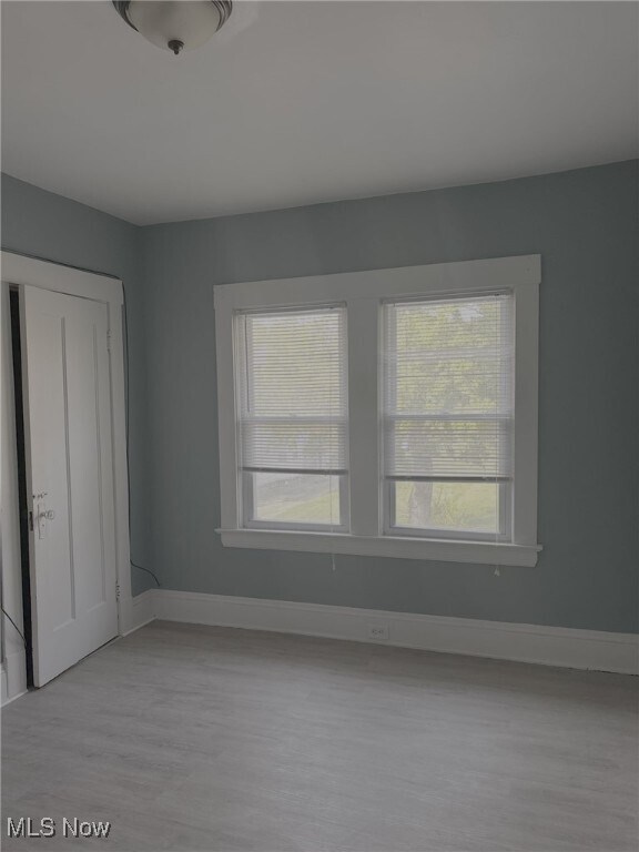 Building Photo - 1390 E 109th St