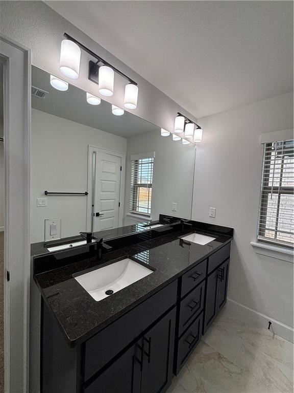 Building Photo - 3204 SW Lovely Ln