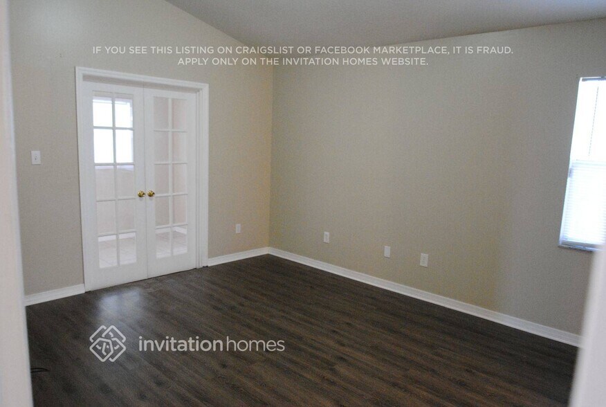 Building Photo - 936 Forest Hill Dr