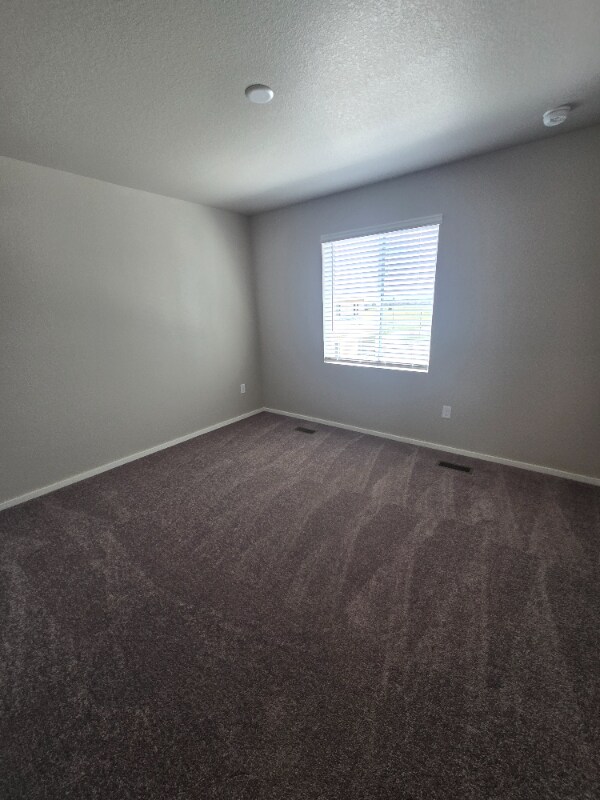 Building Photo - 4833 Autumn Leaf Dr