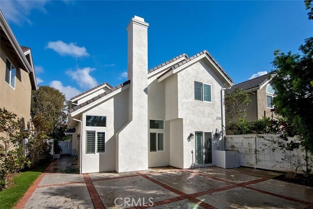 Building Photo - 2591 Point Del Mar