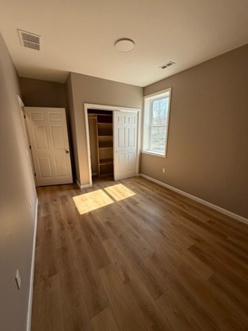 Building Photo - 213 N East St