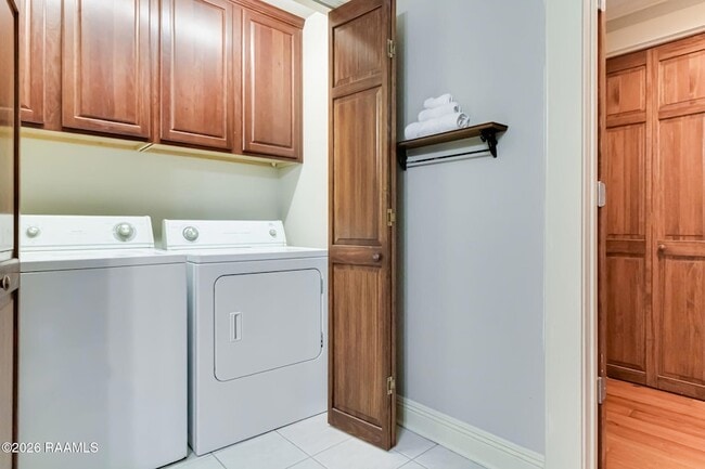 Building Photo - 500 Jefferson St