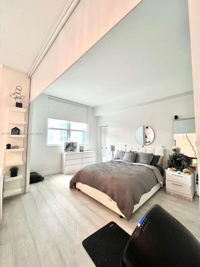 Building Photo - 133 NE 2nd Ave