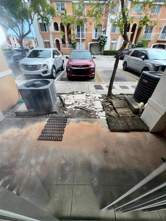 Building Photo - 17620 NW 73rd Ave