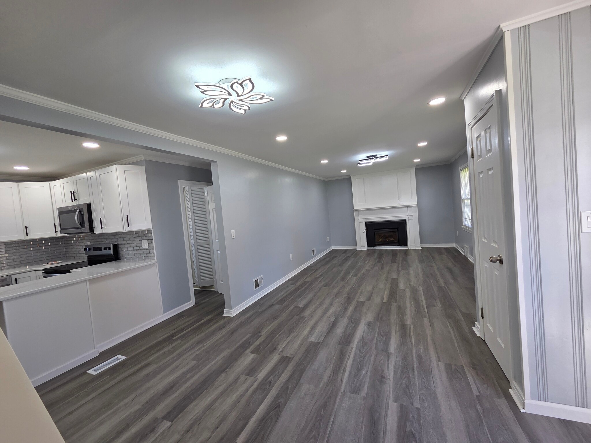 Building Photo - 52 Vista Ave