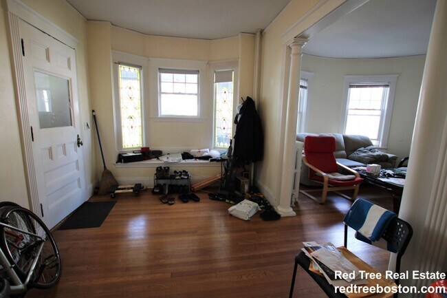 Building Photo - 98 Westbourne Terrace