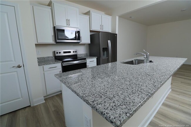 Building Photo - 45 Lavender Ln