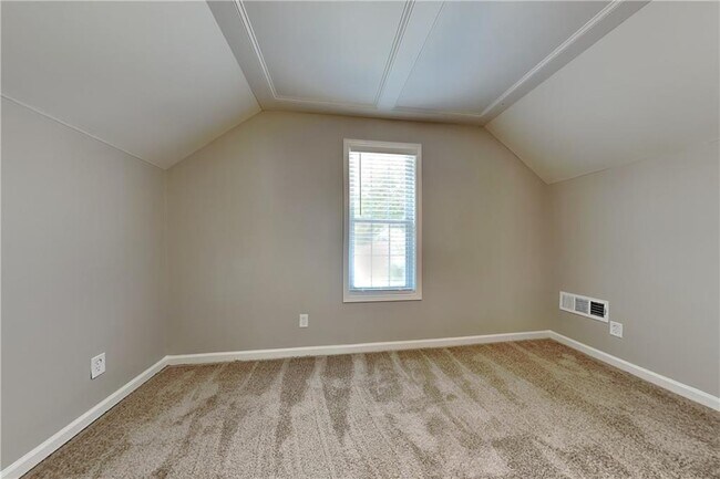 Building Photo - 2522 Oak Bluff Dr
