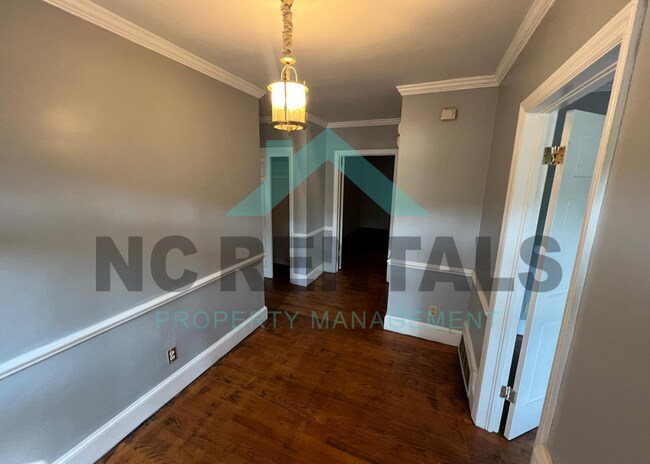 Building Photo - 414 N 3rd St