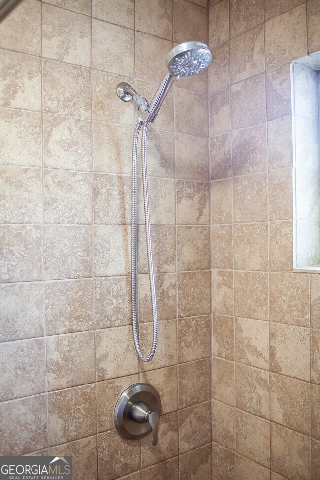 Building Photo - 161 Calhoun Rd