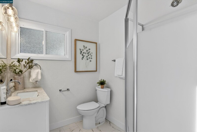 Building Photo - 7761 Ironwood Dr